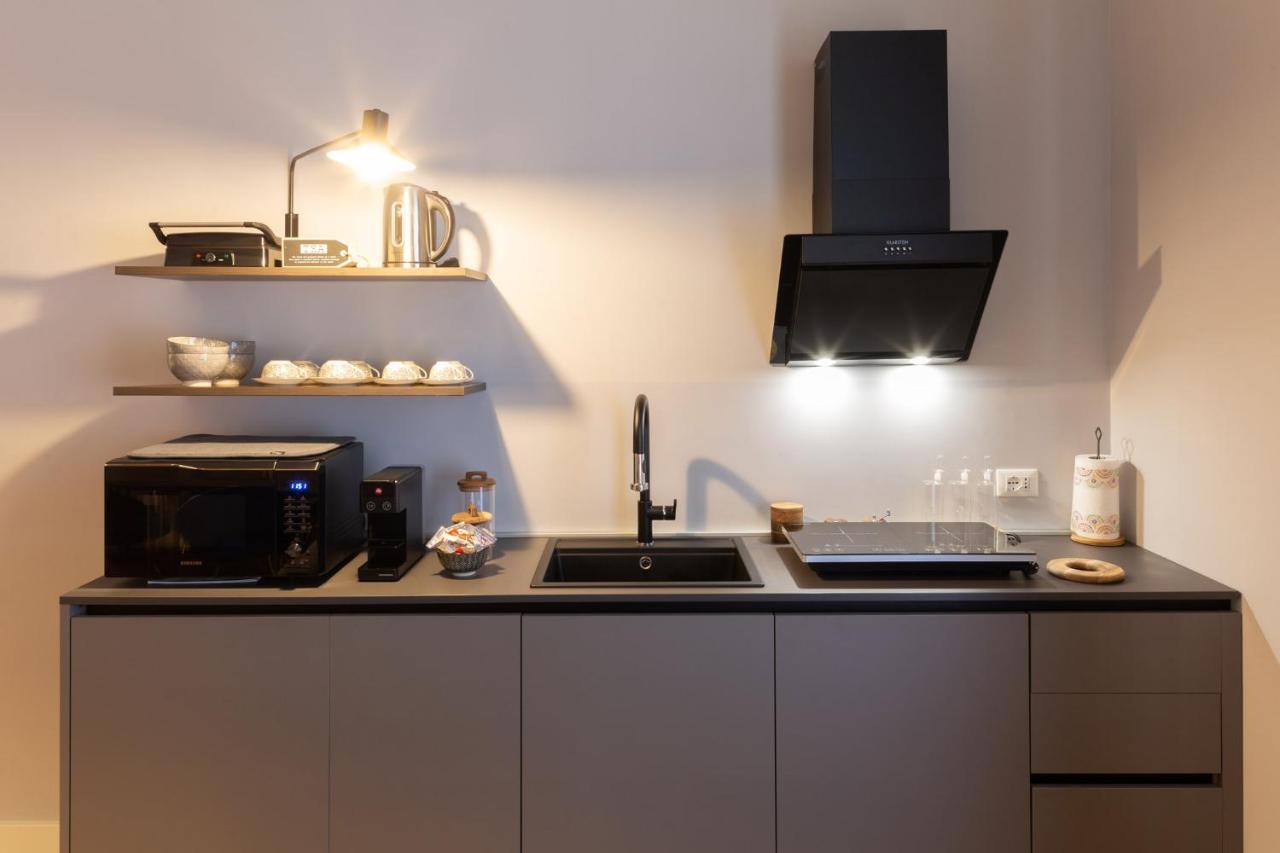 Ca'Milla Luxury Apartments Триест Екстериор снимка