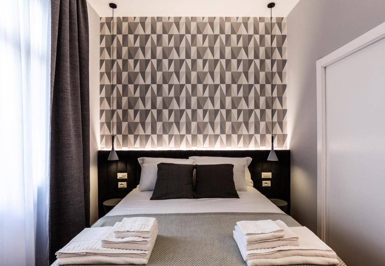 Ca'Milla Luxury Apartments Триест Екстериор снимка