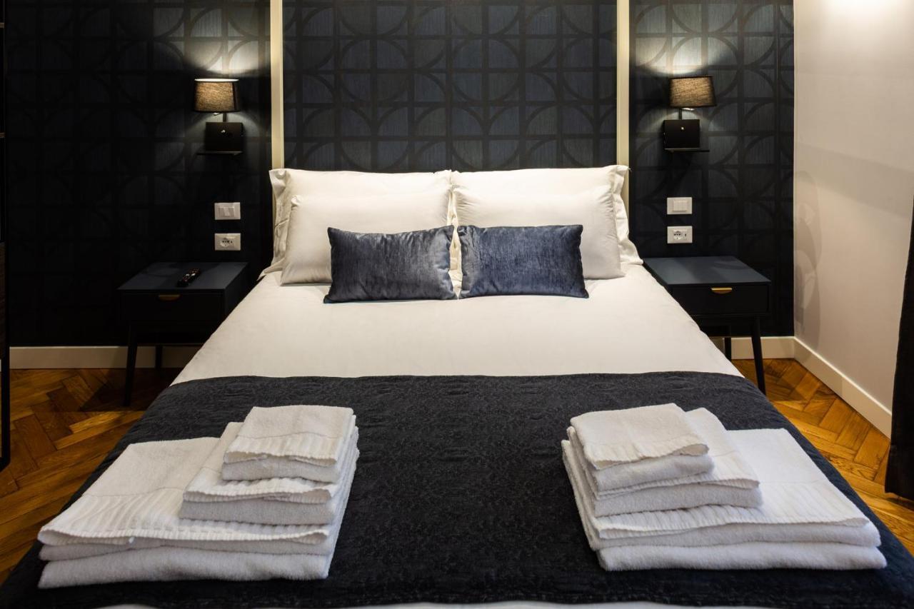 Ca'Milla Luxury Apartments Триест Екстериор снимка